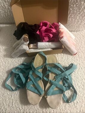 BOHO Row 3” platforms with 13 different ties!!! Sz8